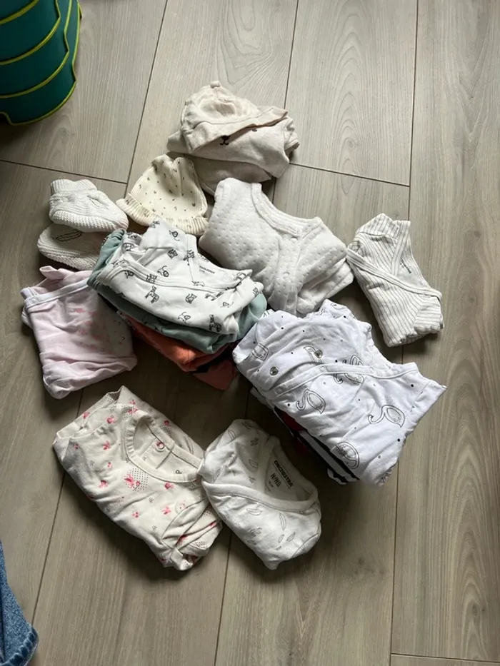 Lot pyjama + body