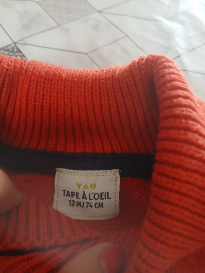 Pull tape a l'œil 12 mois - photo numéro 2