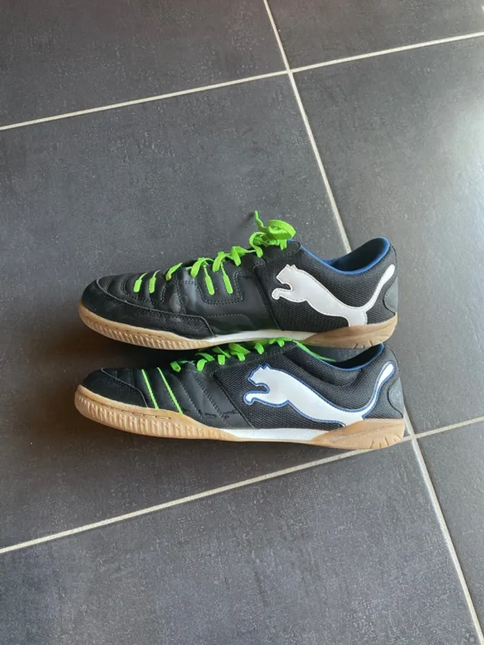 Chaussures foot salle - photo numéro 2