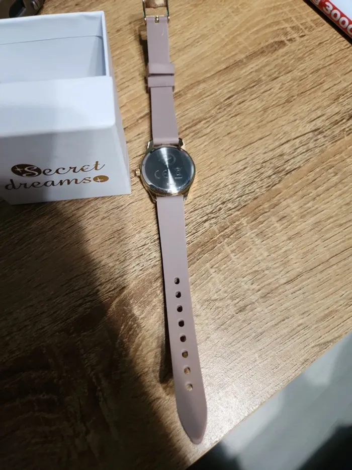 Montre femme - photo numéro 2