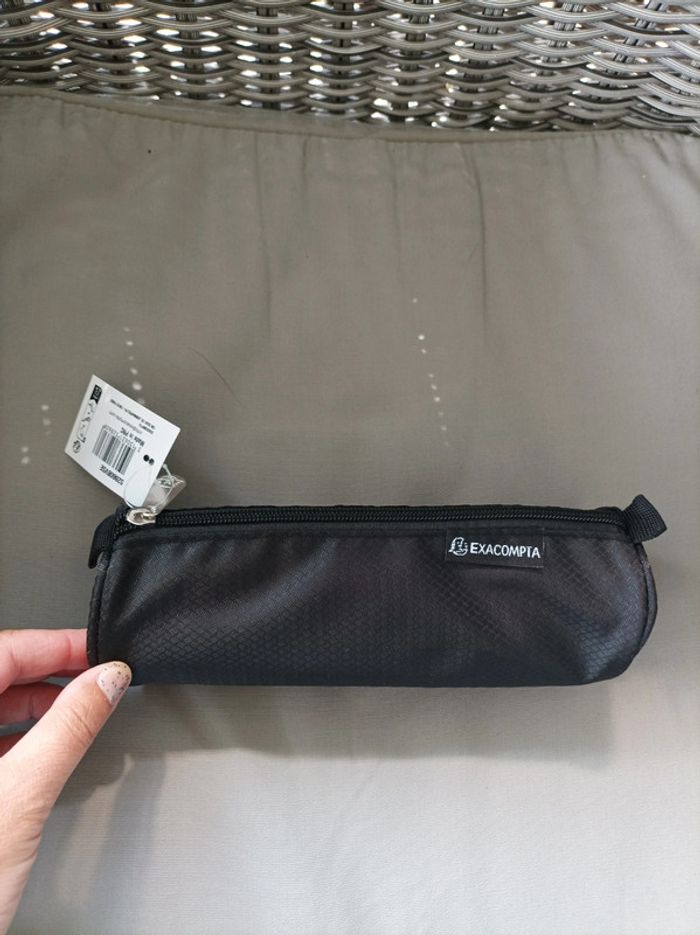 Jolie trousse noire Exacompta neuve