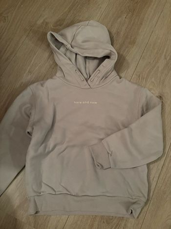 Sweat beige 7-8 ans