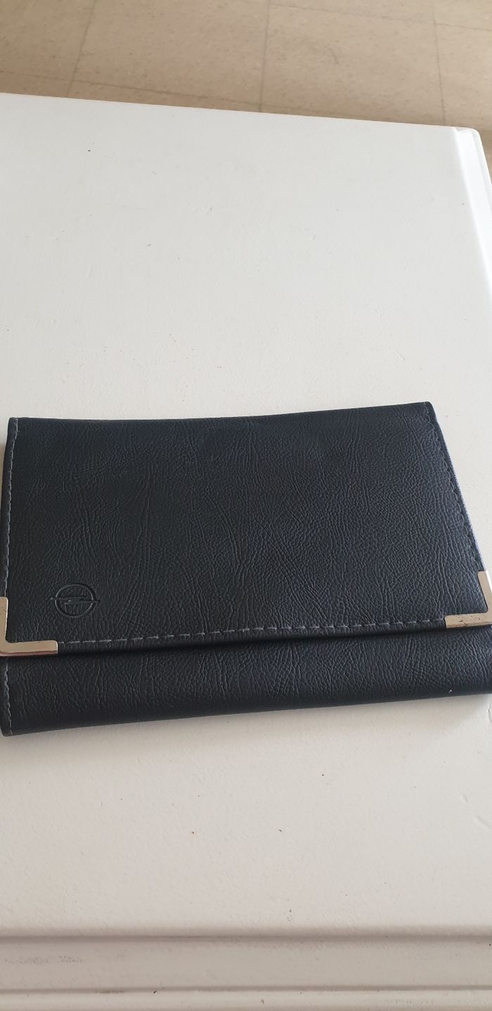 Pochette en cuir ooel