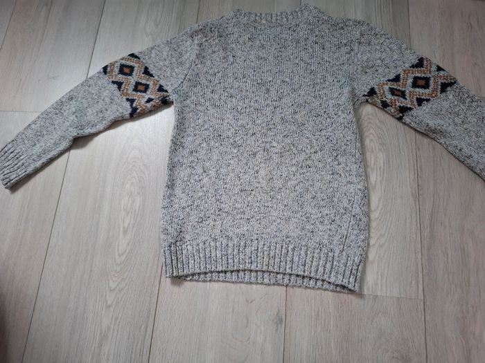 Pull fin ourson gris Gémo 8 ans - photo numéro 5