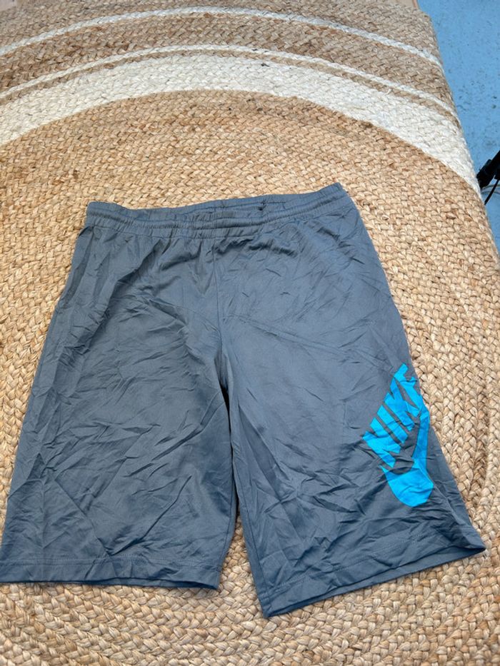 Short Nike SB Garçon Gris Taille 14 Ans | Très Bon État | SNVintagefr BS1573