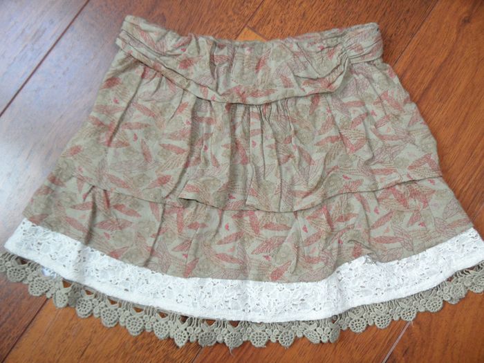 Jupe fille à volants, Prémaman, 4 ans - photo numéro 3