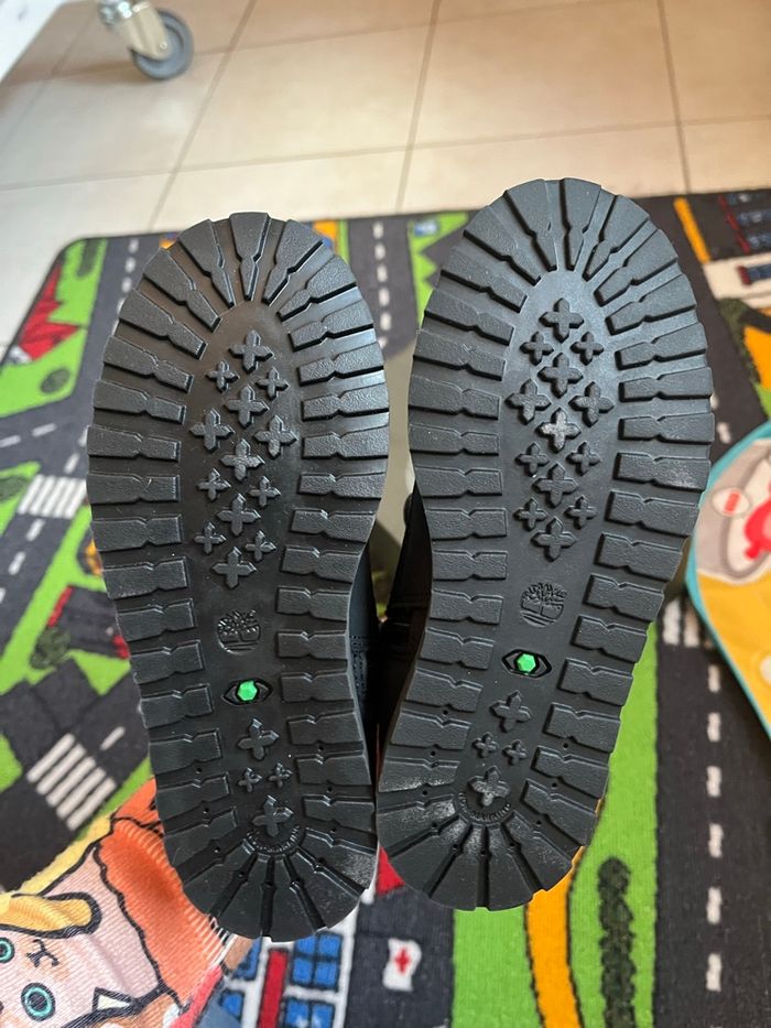 Timberland garçon neuve - photo numéro 3