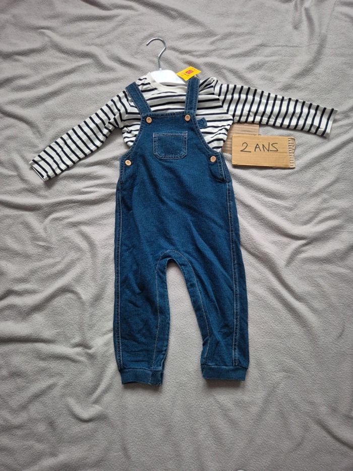 Ensemble neuf 23 mois