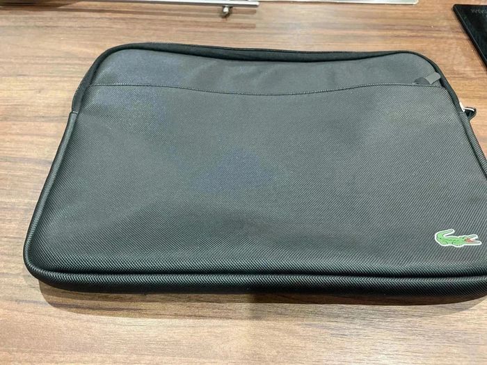 Sacoche Lacoste pour ordinateur et/ou tablette - photo numéro 2