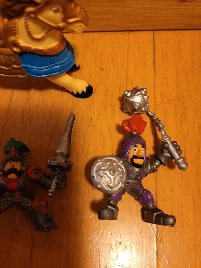 Lot figurines chevaliers - photo numéro 6
