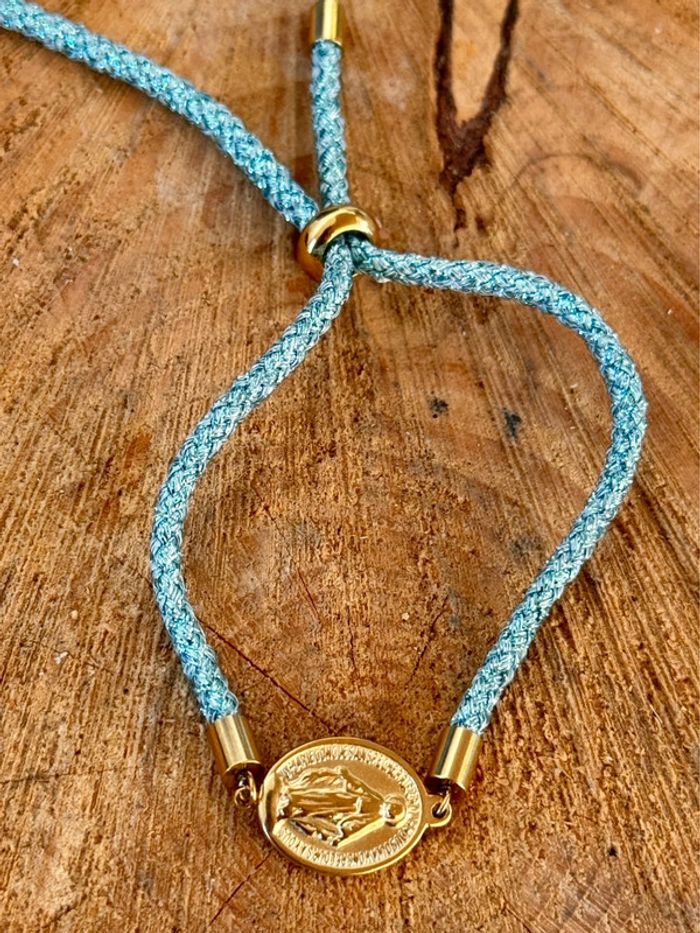Bracelet cordon bleu turquoise et or réglable médaille vierge acier inoxydable or - photo numéro 3