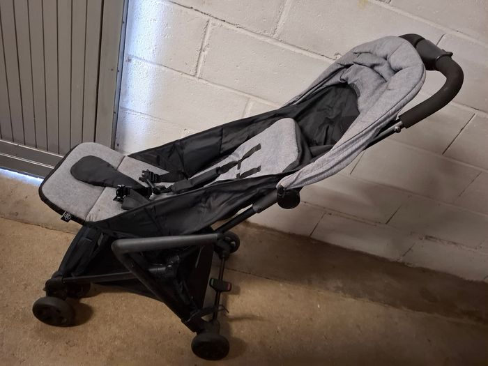 Poussette - photo numéro 3