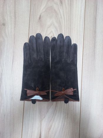 Gants en daim neuf