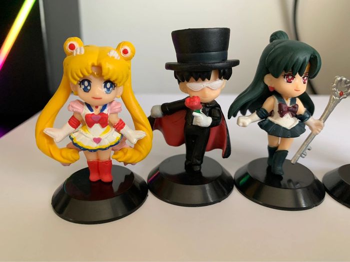 5 minis Figurines Sailor Moon - photo numéro 3