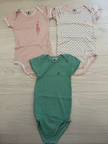Lot 3 bodies MC petit bateau 24mois