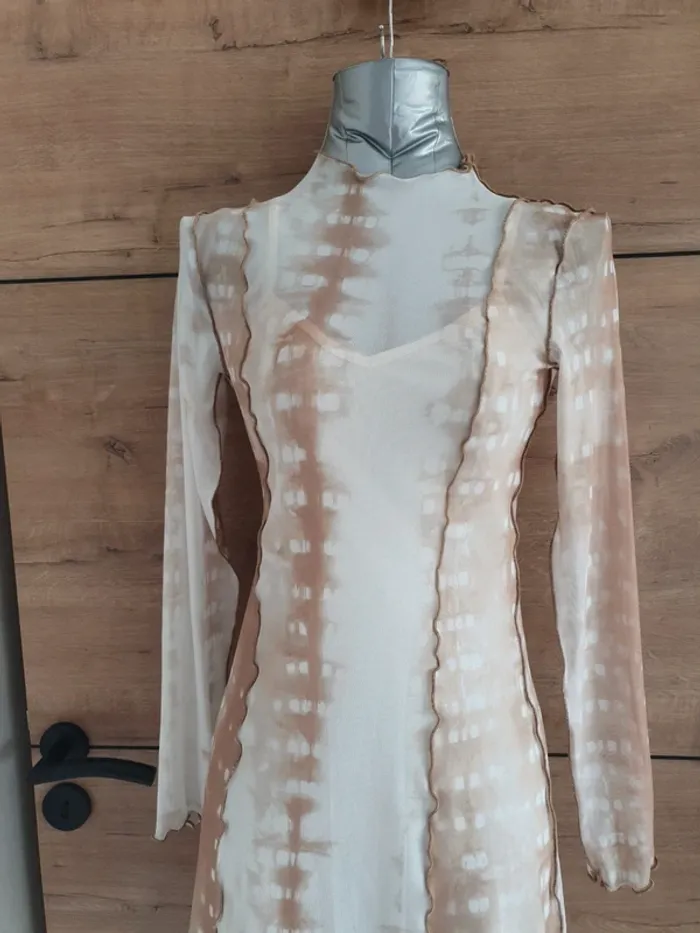 Robe en tulle leger avec doublure - photo numéro 2