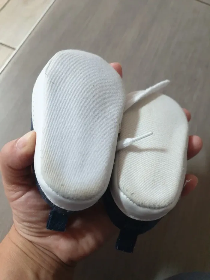 Chassures bébé 3-6 mois - photo numéro 2