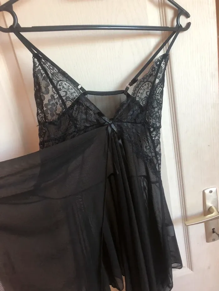 nuisette avec dentelle noir - photo numéro 3