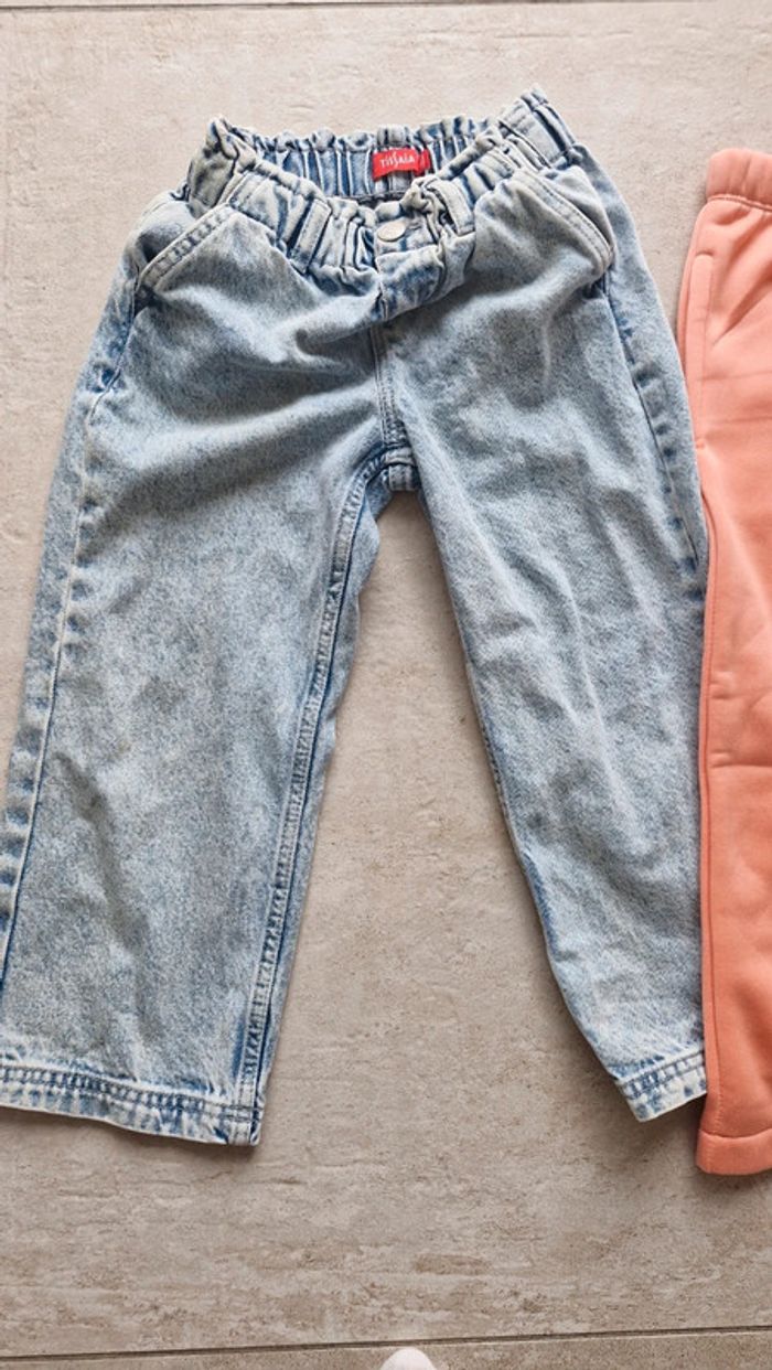 Lot de deux pantalons neufs 5 ans - photo numéro 4