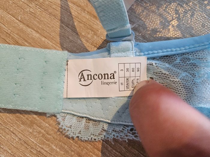 Lot de 3 soutien-gorge ancona-90B- 20€ seulement - photo numéro 4