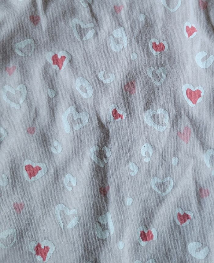 Lot de 2 t-shirts manches longues  à cœurs taille 36 mois - photo numéro 8