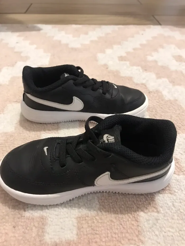 Baskets Nike - photo numéro 2