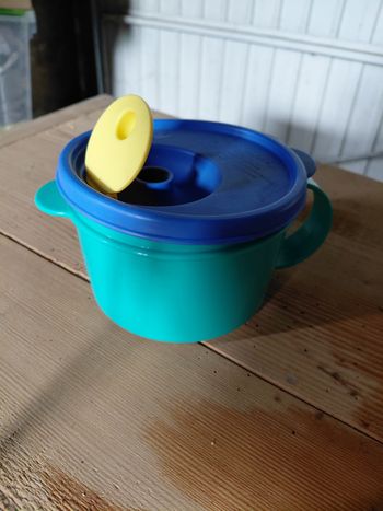 Tupperware micro wave micro onde petit bol a soupape 