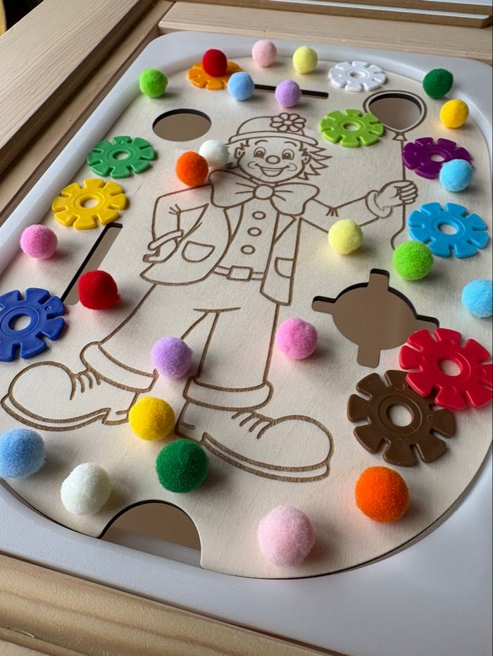 Insert Clown Carnaval - photo numéro 2