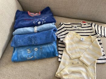Lot 3 mois Petit bateau
