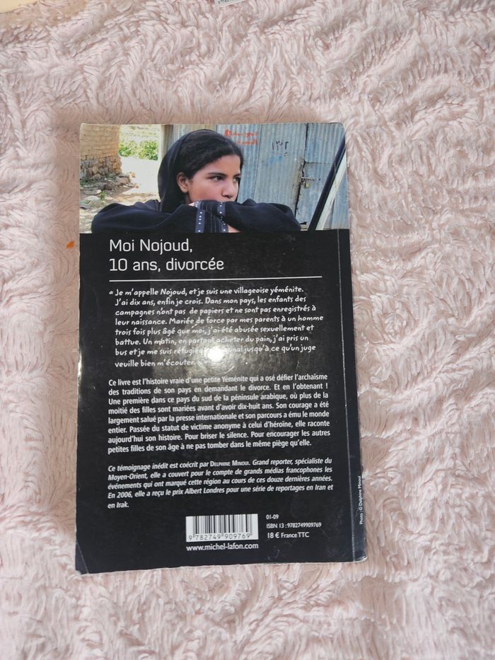 Livre Moi Nojoud,10 ans ,divorcée - photo numéro 2