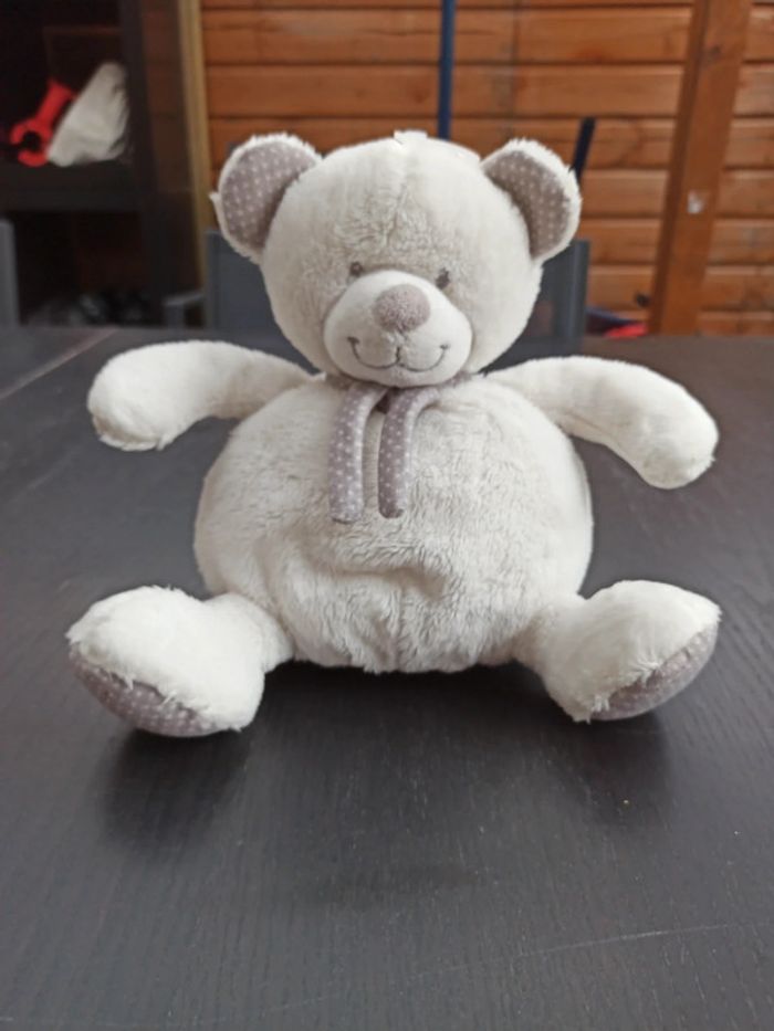 Pelouche nounours