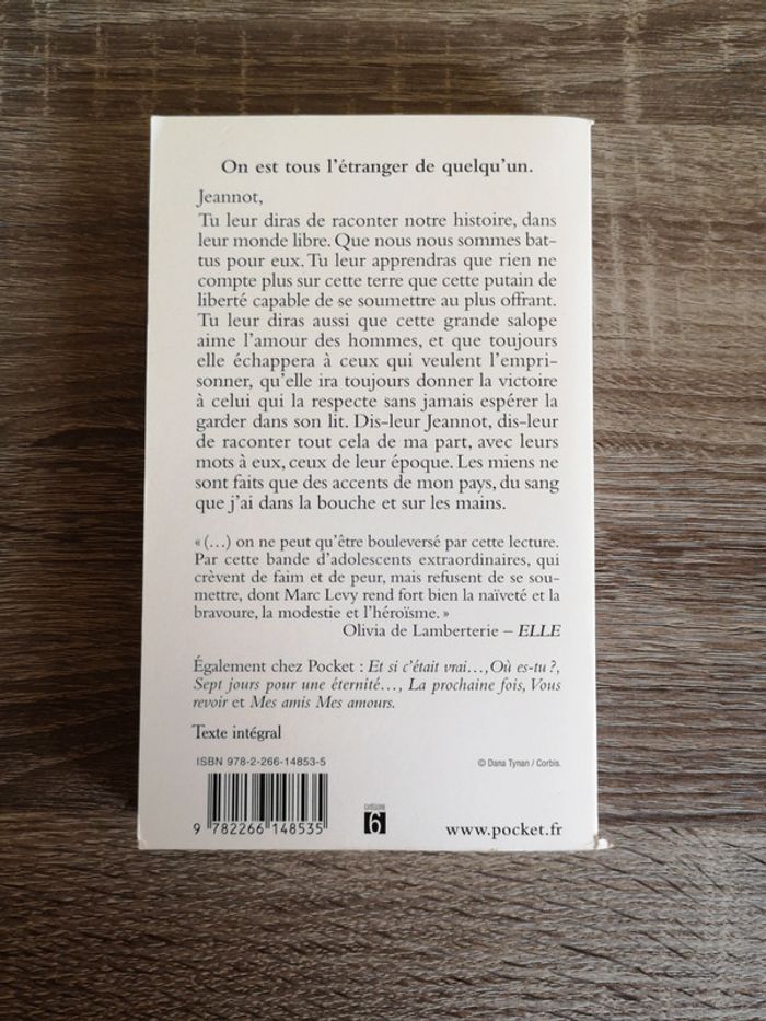 Livre Les enfants de la liberté de Marc Levy - photo numéro 2