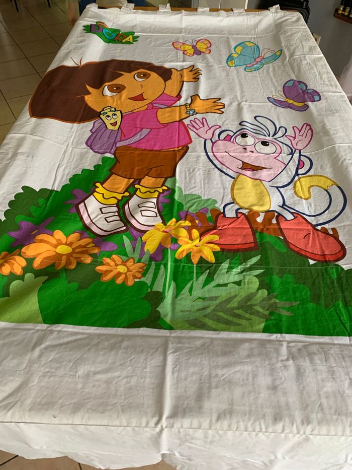 Rideau Dora l’Exploratrice