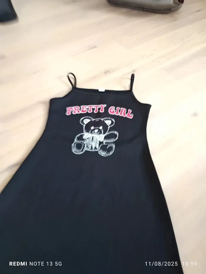 Magnifique robe shein noir taille 10 ans
