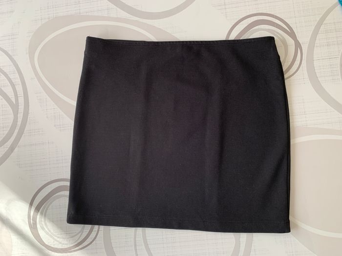 Jupe noire courte - 42 - photo numéro 4