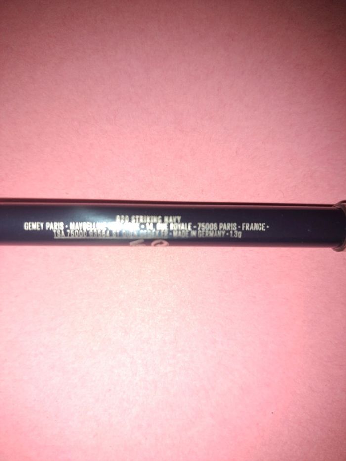 Crayon tattoo liner strikking navy - photo numéro 3