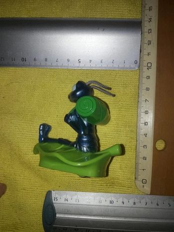 1001 pattes figurine