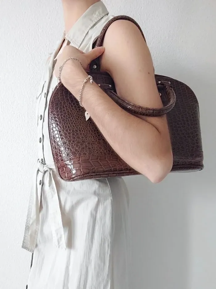 Sac à main marron cuir vernis bandoulière amovible écaille vintage / Lucia Tommasi - 33x24x17cm - photo numéro 5