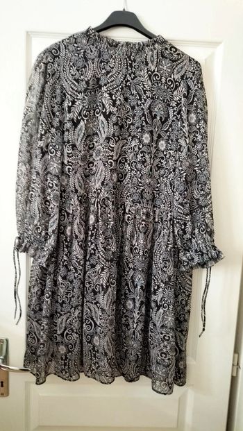Robe Naf Naf T38