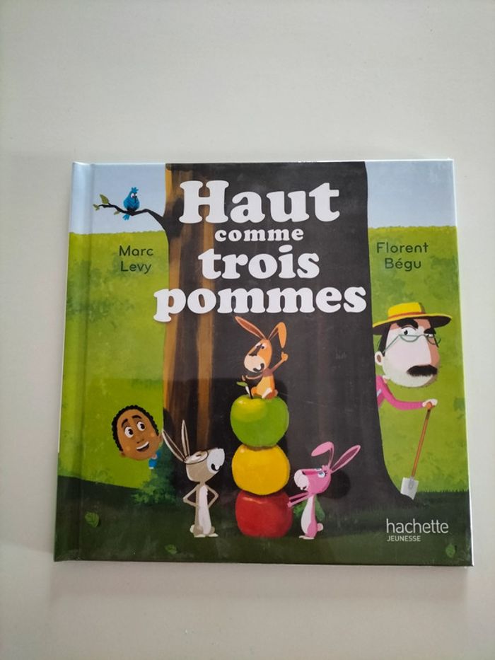 livre haut comme trois pommes