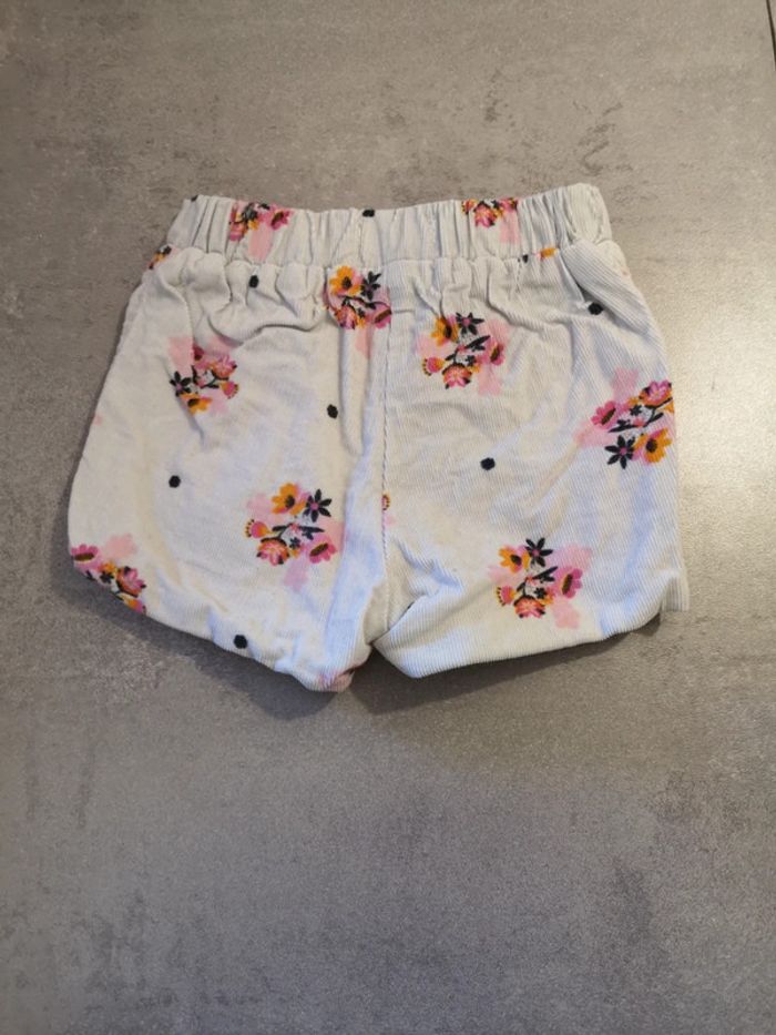Short 6 mois - photo numéro 2