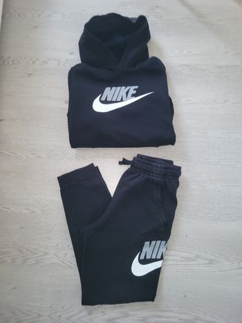Ensemble jogging nike