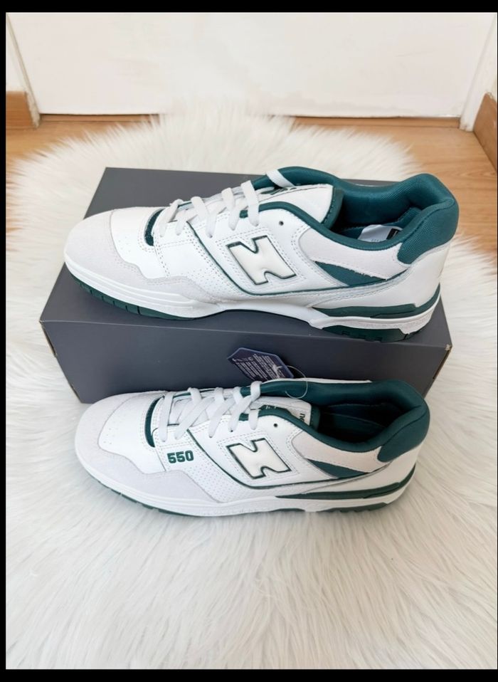 New Balance 550 cuir – Taille 45,5 – Neuf avec étiquette - photo numéro 10