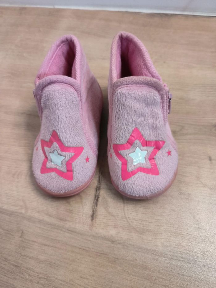 Chausson rose étoile T19