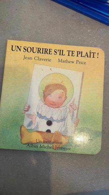 Livre enfant cartonné Un sourire s’il te plait