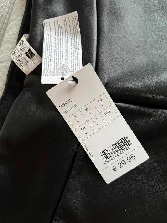 Legging Calzedonia « coated effect » T.L Neuf - photo numéro 3