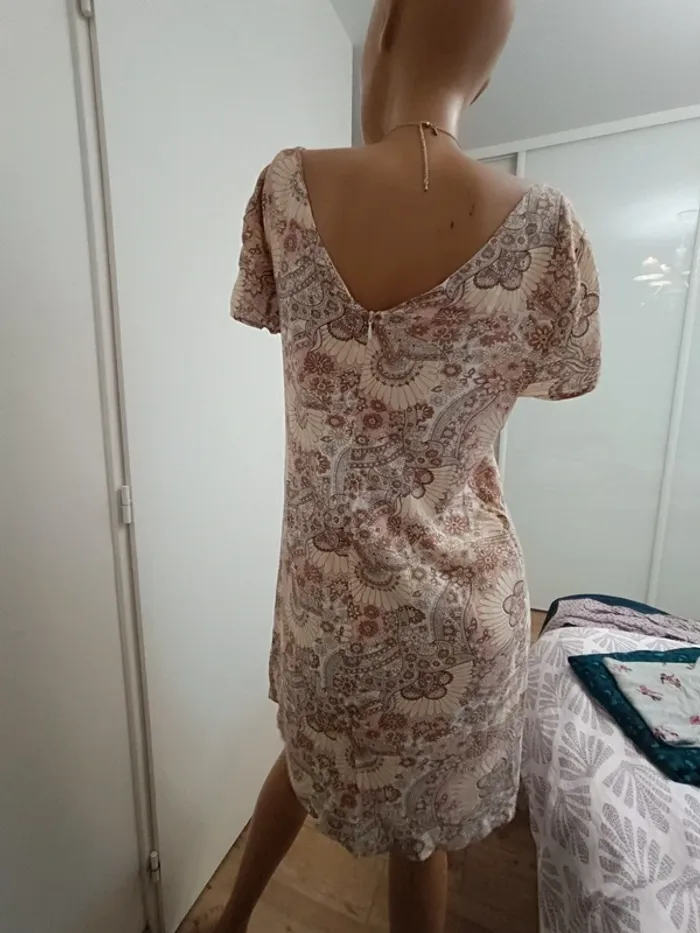 Jolie robe fluide S - photo numéro 13