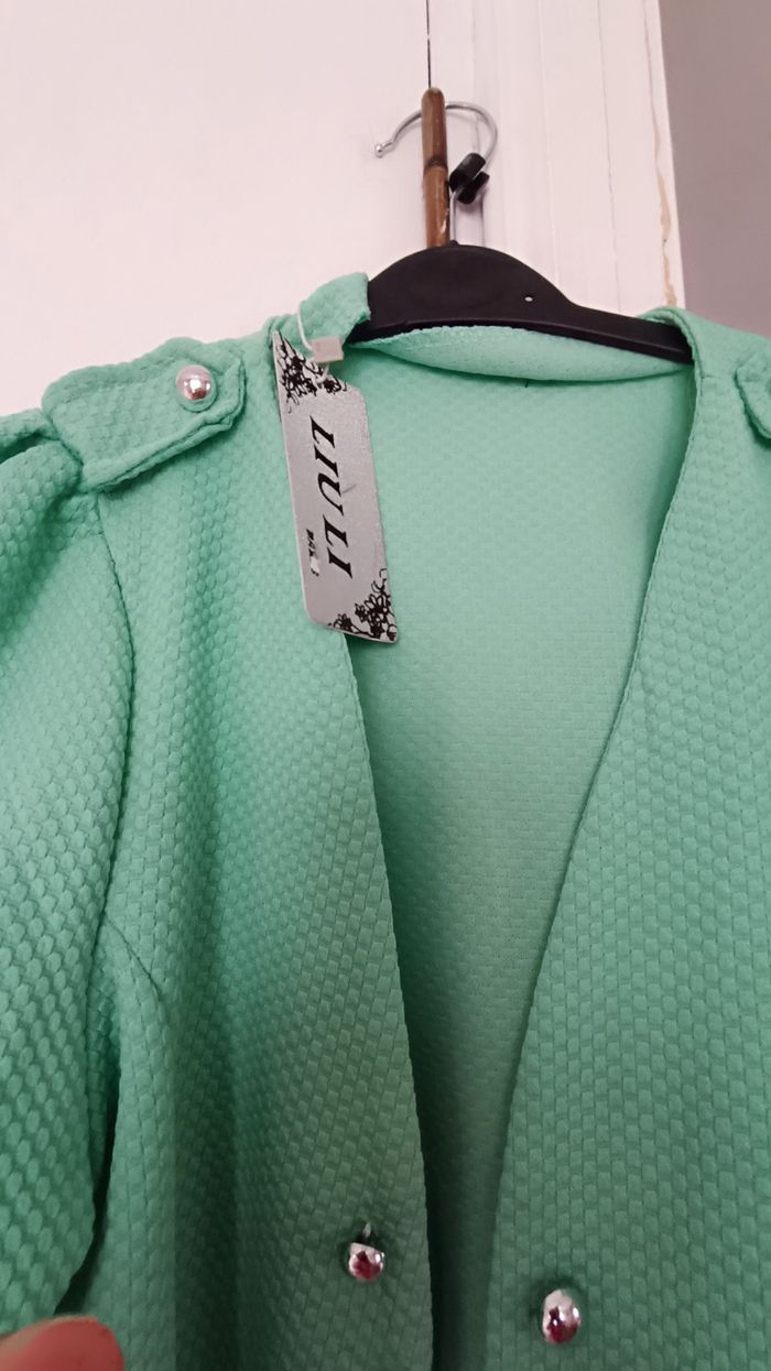 Veste  ceremonie neuve - photo numéro 3