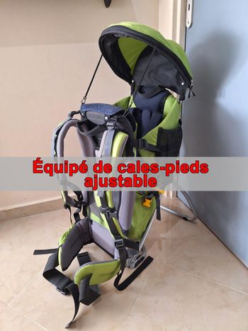 Porte bébé deuter équipé d'étriers repose-pieds