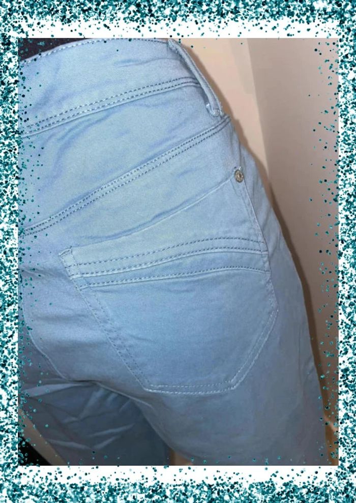 Magnifique pantalon - photo numéro 4